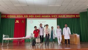 Tập huấn quy tắc ứng xử và hướng tới sự hài lòng của người bệnh và xây dựng cơ sở y tế xanh, sạch, đẹp Tập huấn quy tắc ứng xử và hướng tới sự hài lòng của người bệnh và xây dựng cơ sở y tế xanh, sạch, đẹp